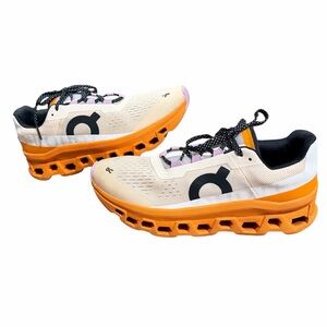 On Running Women’s Cloudmonster fawn tumeric colorway size 9